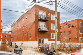 3840 Plamondon Av in Montréal, QC - Building Photo - Building Photo