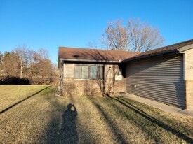 240 Marvin Elwood Rd in Monticello, MN - Building Photo
