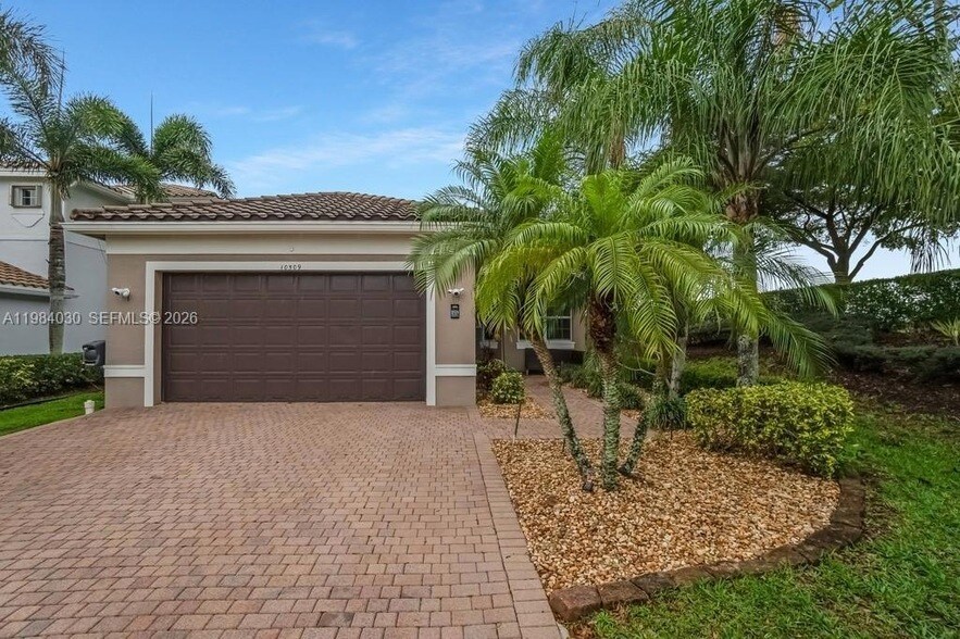 10509 Cape Delabra Ct in Boynton Beach, FL - Building Photo