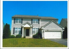 568 Needlegrass Pkwy in Antioch, IL - Building Photo