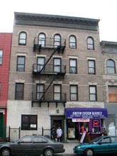 108 Central Ave in Brooklyn, NY - Building Photo - Building Photo