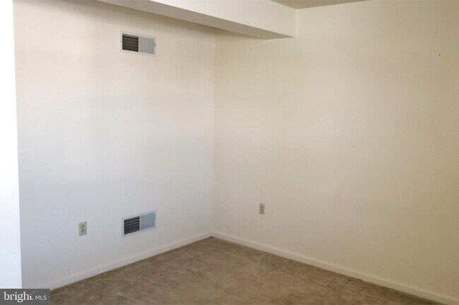 251 S 3rd St-Unit -A in Oxford, PA - Building Photo - Building Photo