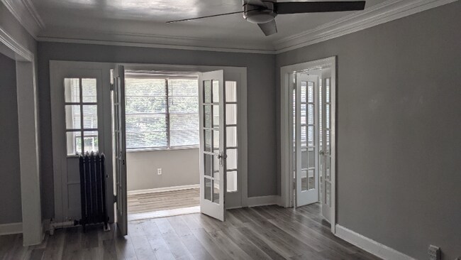 property at 127-129 E 46th St