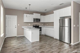 12 Beverly Ave in Weslaco, TX - Building Photo - Building Photo