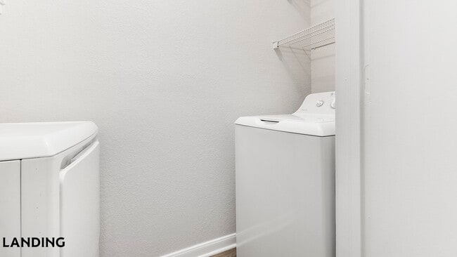 9835 Fredericksburg Rd