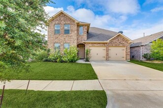 1900 Outpost Creek Ln in Aubrey, TX - Building Photo - Building Photo