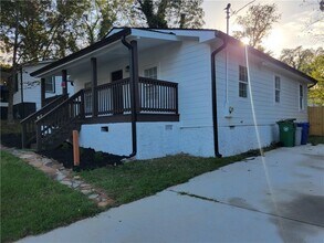 768 4th St in Stone Mountain, GA - Building Photo - Building Photo