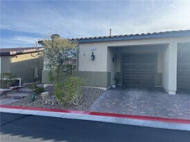 2741 Crystal Blue St in Laughlin, NV - Building Photo