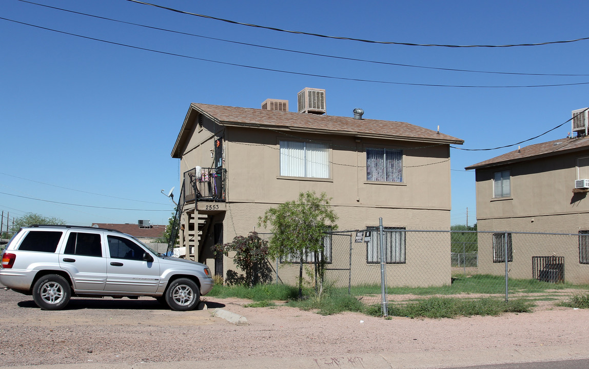 Pueblo Apartments in Phoenix, AZ - Building Photo