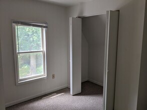 117 John St in Dekalb, IL - Building Photo - Building Photo