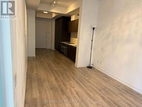 50-1650 Charles St E in Toronto, ON - Building Photo - Building Photo