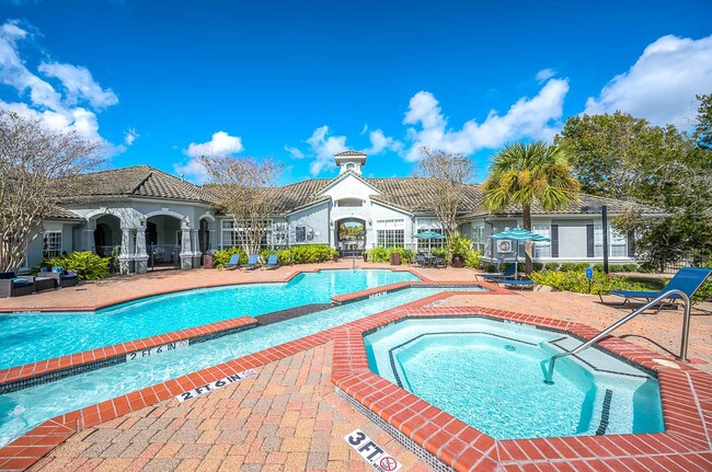 Fairways at South Shore in League City, TX - Building Photo - Building Photo