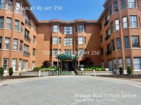 750 S Hanley Rd in St. Louis, MO - Building Photo