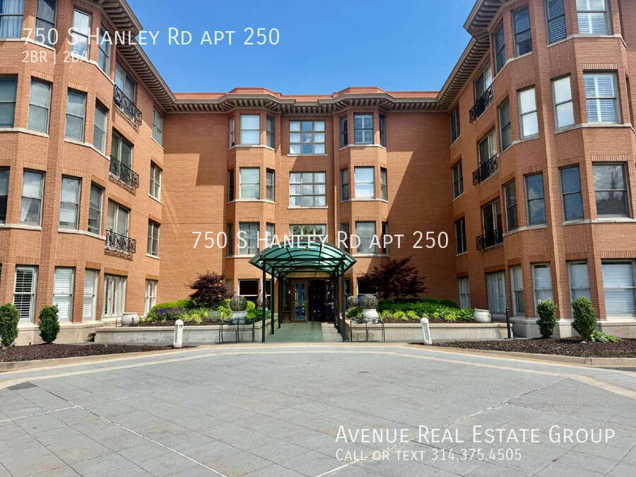 750 S Hanley Rd in Clayton, MO - Building Photo