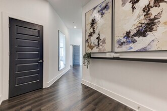 1075 Peachtree Rd in Atlanta, GA - Building Photo - Building Photo