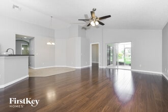 5374 Florence Harbor Dr in Orlando, FL - Building Photo - Building Photo