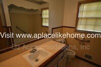 7820 Arlington Ave photo'