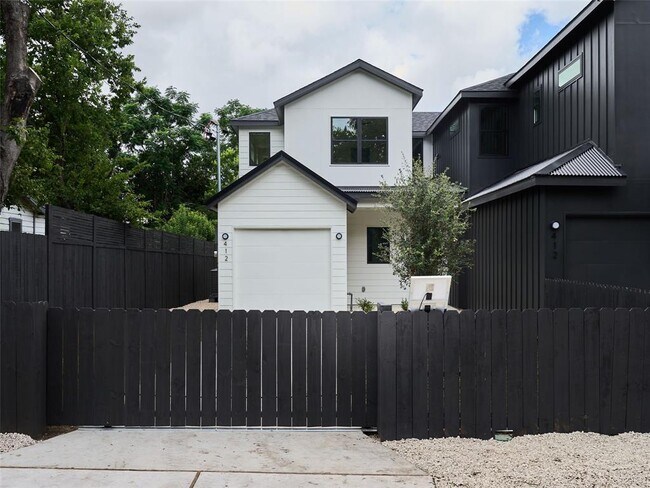 property at 412 Hackberry Ln