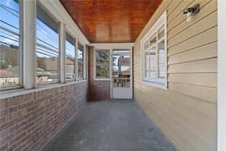 1001 5th St in West Elizabeth, PA - Building Photo - Building Photo