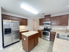 705 Mozingo Ln in Pensacola, FL - Building Photo - Building Photo