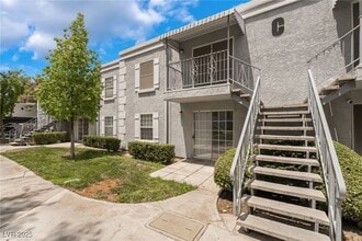 3823 S Maryland Pkwy in Las Vegas, NV - Building Photo - Building Photo