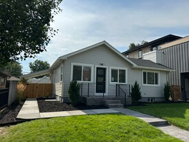 2435 S Race St in Denver, CO - Building Photo