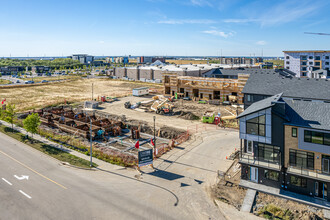 Cantiro Townhomes in Emerald Hills in Sherwood Park, AB - Building Photo - Building Photo