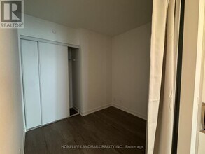 88 Queen St E in Toronto, ON - Building Photo - Building Photo