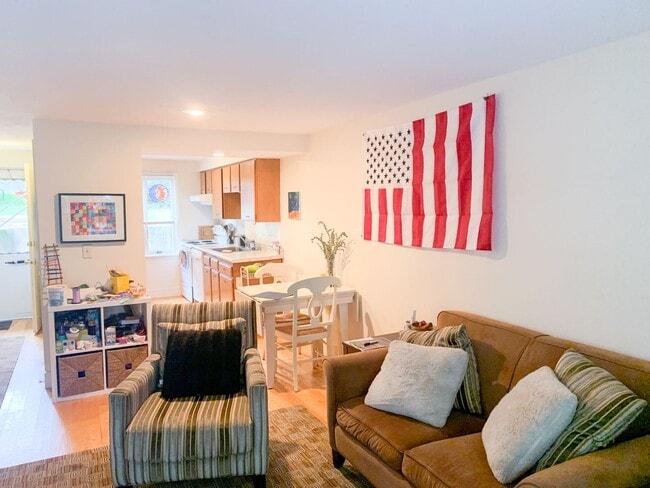 property at 31 Bedford Ct