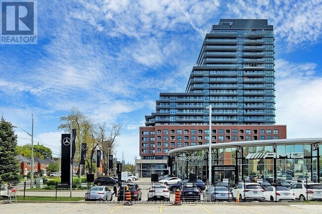 33-533 Frederick Todd Wy in Toronto, ON - Building Photo - Building Photo