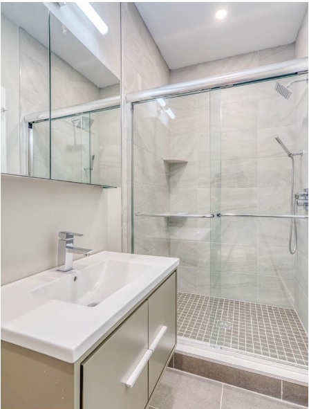 2404 W Montgomery Ave in Philadelphia, PA - Building Photo - Building Photo