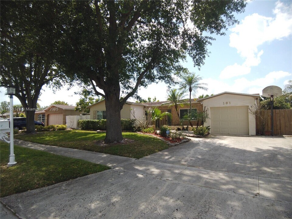 181 NW 78th Terrace in Margate, FL - Building Photo