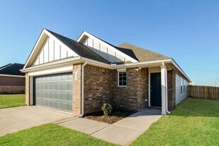 1804 Dogwood Dr in El Reno, OK - Building Photo