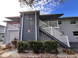 1710 S Washington Ave in Titusville, FL - Building Photo