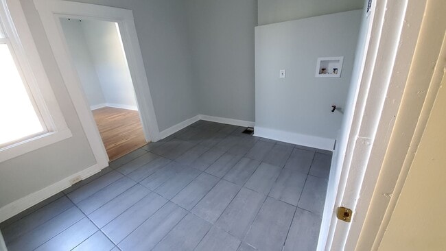 810 Poplar St in Cincinnati, OH - Building Photo - Building Photo