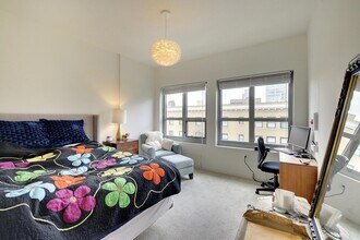929 Portland Ave in Minneapolis, MN - Building Photo - Building Photo