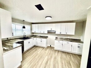 5313 Johnwood Dr in Jonesboro, AR - Building Photo - Building Photo