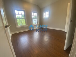 378 Harvard St, Unit A in Cambridge, MA - Building Photo - Building Photo