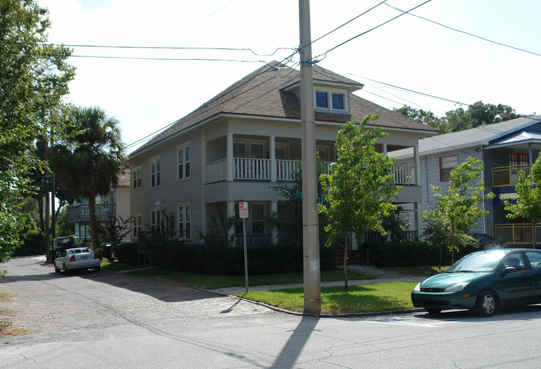 332 7th St S in St. Petersburg, FL - Building Photo