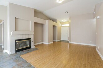 9099 Lava Bluff Ct in Las Vegas, NV - Building Photo - Building Photo
