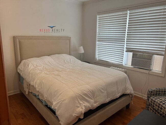 22-46-46 43rd St in Queens, NY - Building Photo - Building Photo