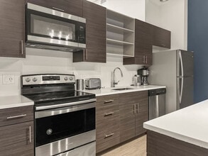 1101 Euclid Ave in Cleveland, OH - Building Photo - Building Photo