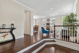 19 Dennis Ln in Pleasantville, NY - Building Photo - Building Photo
