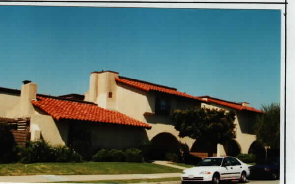 850 Kathleen St in Orange, CA - Foto de edificio - Building Photo