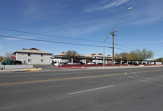 Casa Grande Village Apartments in Tucson, AZ - Building Photo - Building Photo