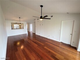 1490 Churchill Cir in Naples, FL - Building Photo