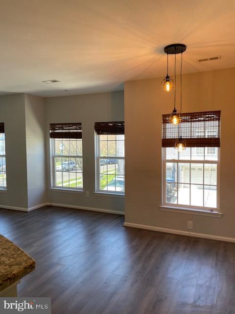 8 Swan Ct in Delanco, NJ - Building Photo - Building Photo