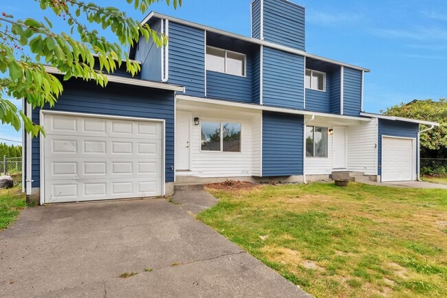 property at 1702 C St SE