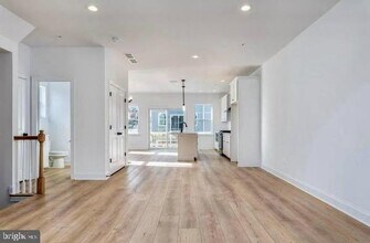 434 Hurst St in Bridgeport, PA - Building Photo - Building Photo