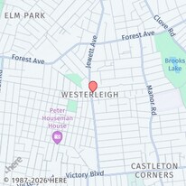 325 College Ave in Staten Island, NY - Building Photo